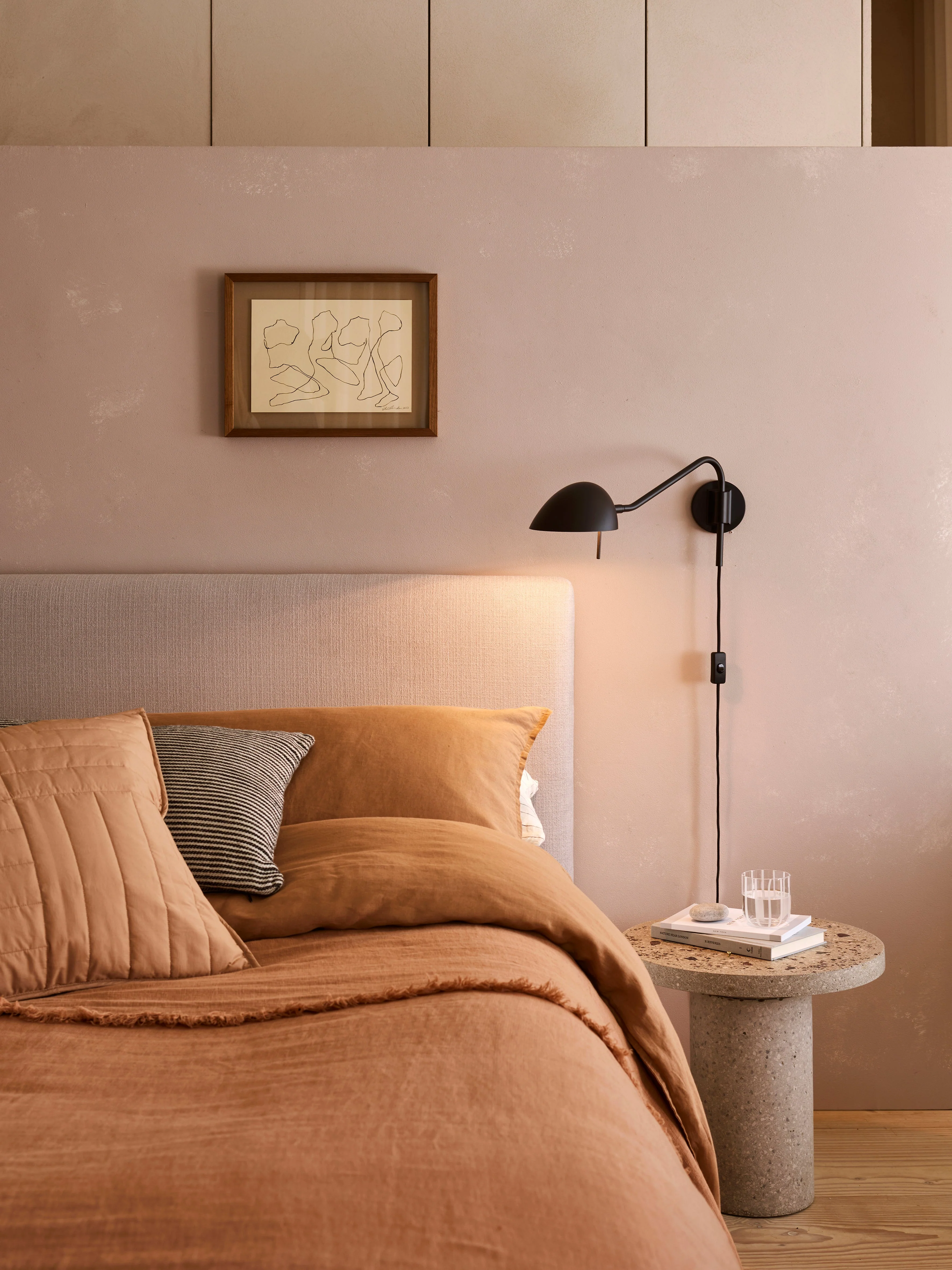 Serge Plug-In Task Light - White/Black - Image 6