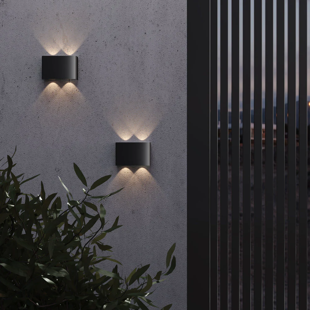 Show Outdoor Up/Down IP54 3000K LED Light - Image 3
