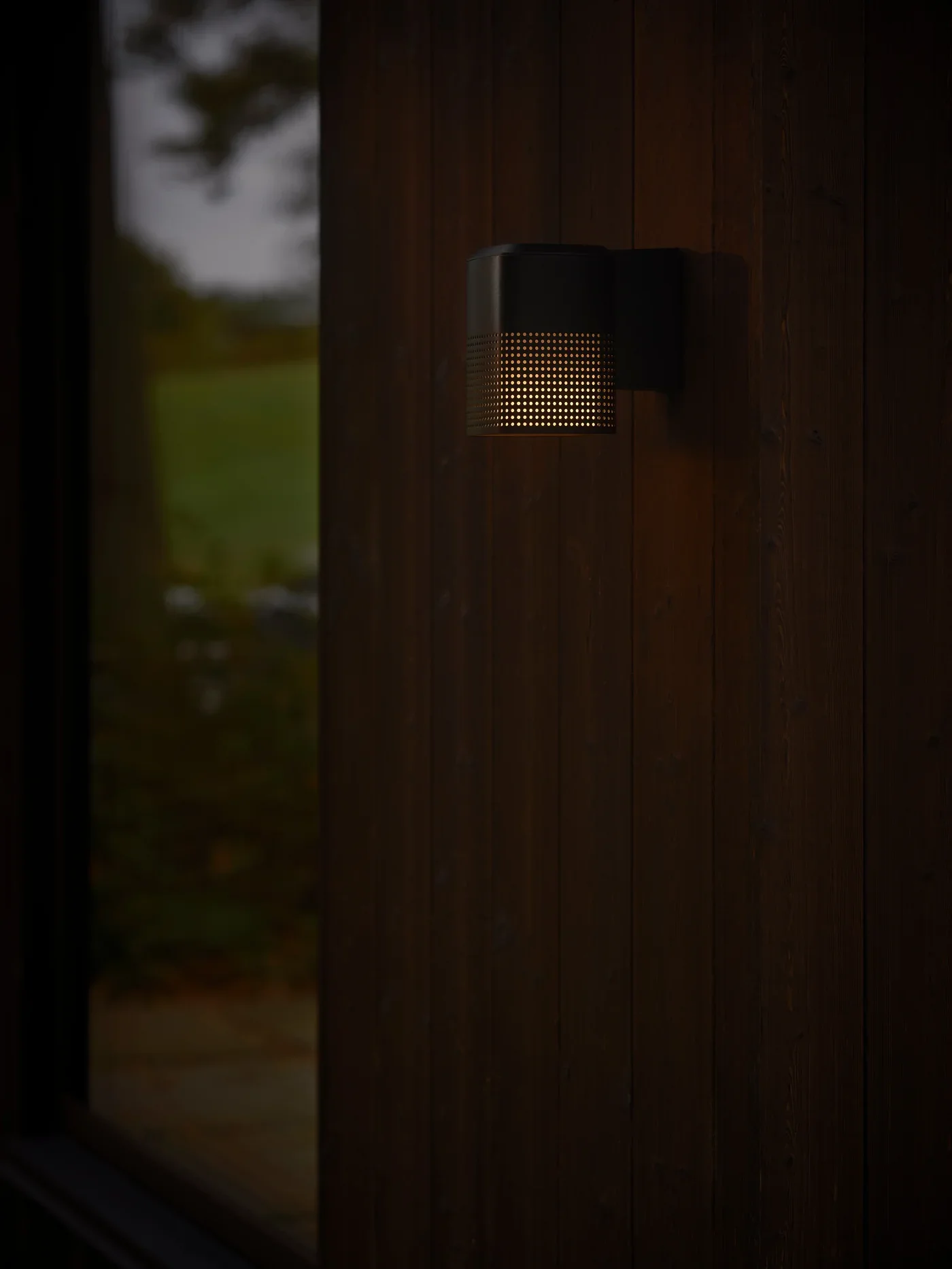Sidara Outdoor Wall Light- Brown/ Anthracite/Black Finish - Image 13