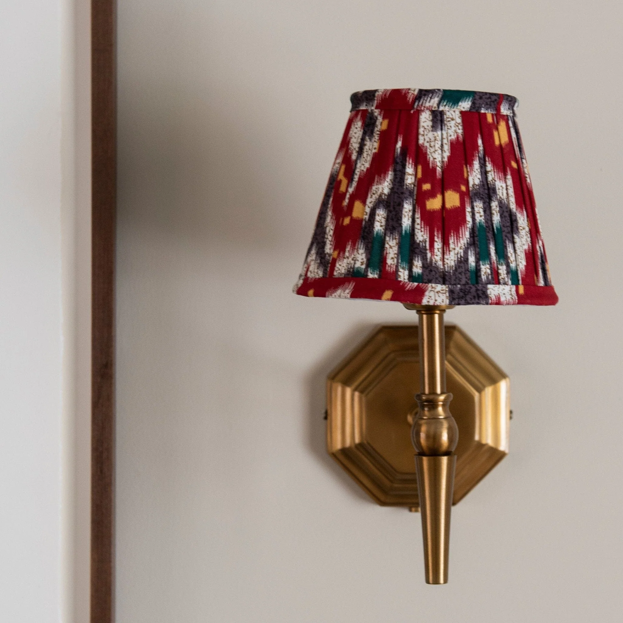 Muglins Single Brass Wall Light- Various Finishes - Image 5
