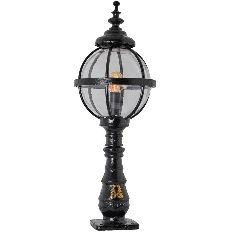 Skylark 1Lt Pedestal Light - Cast Iron - Image 2