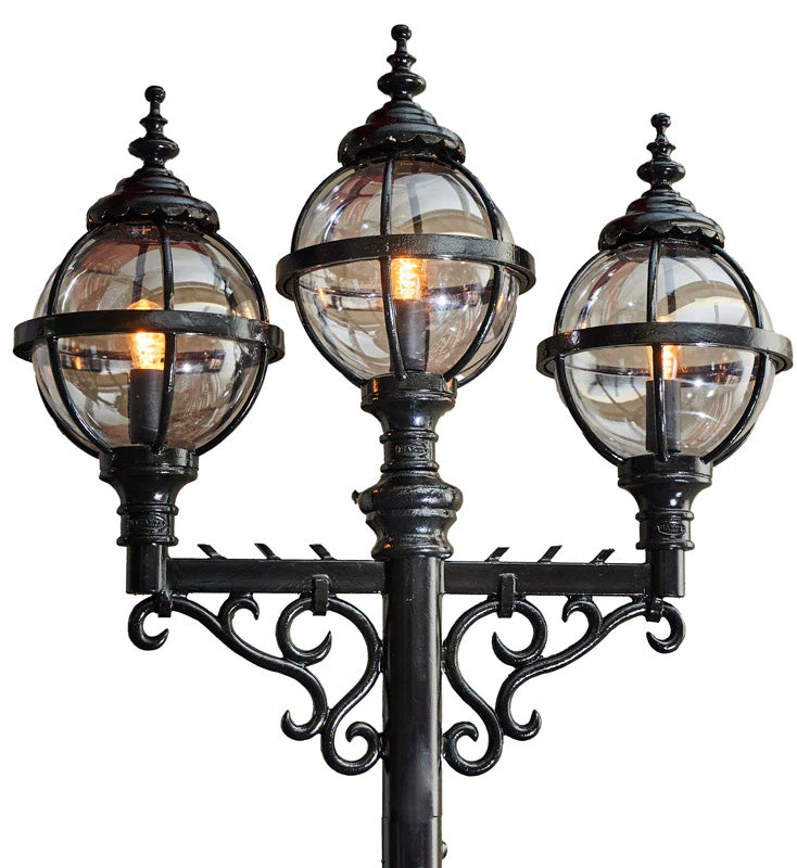 Springvale 2/3Lt Lamp Post - Cast Iron - Image 18