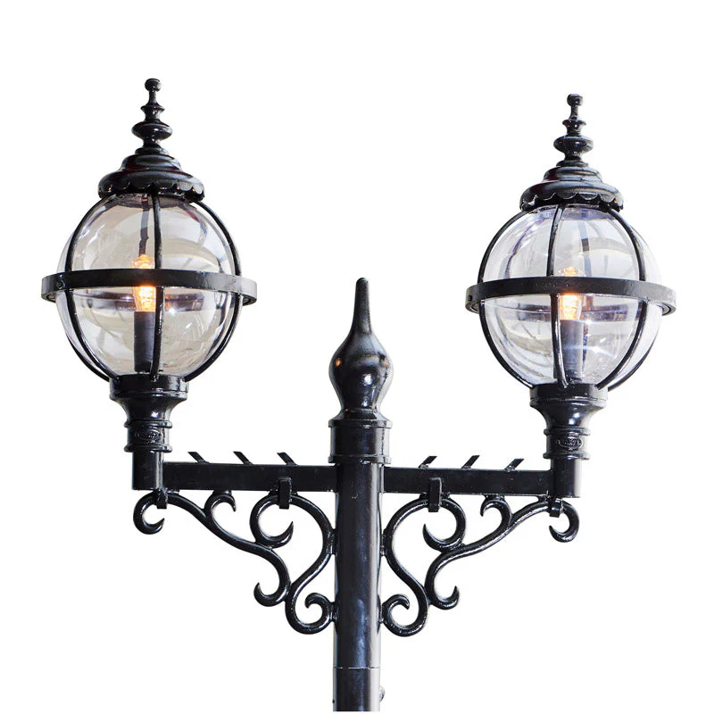 Springvale 2/3Lt Lamp Post - Cast Iron - Image 3
