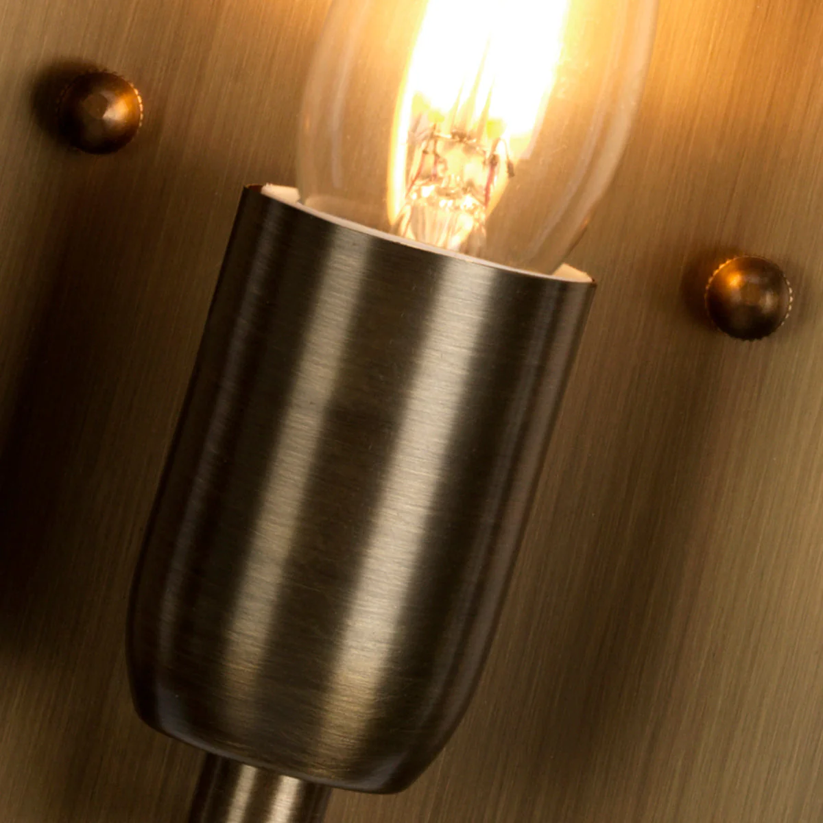 St Pauls Small/Large Wall Lantern - Antique Brass Finish - Image 2