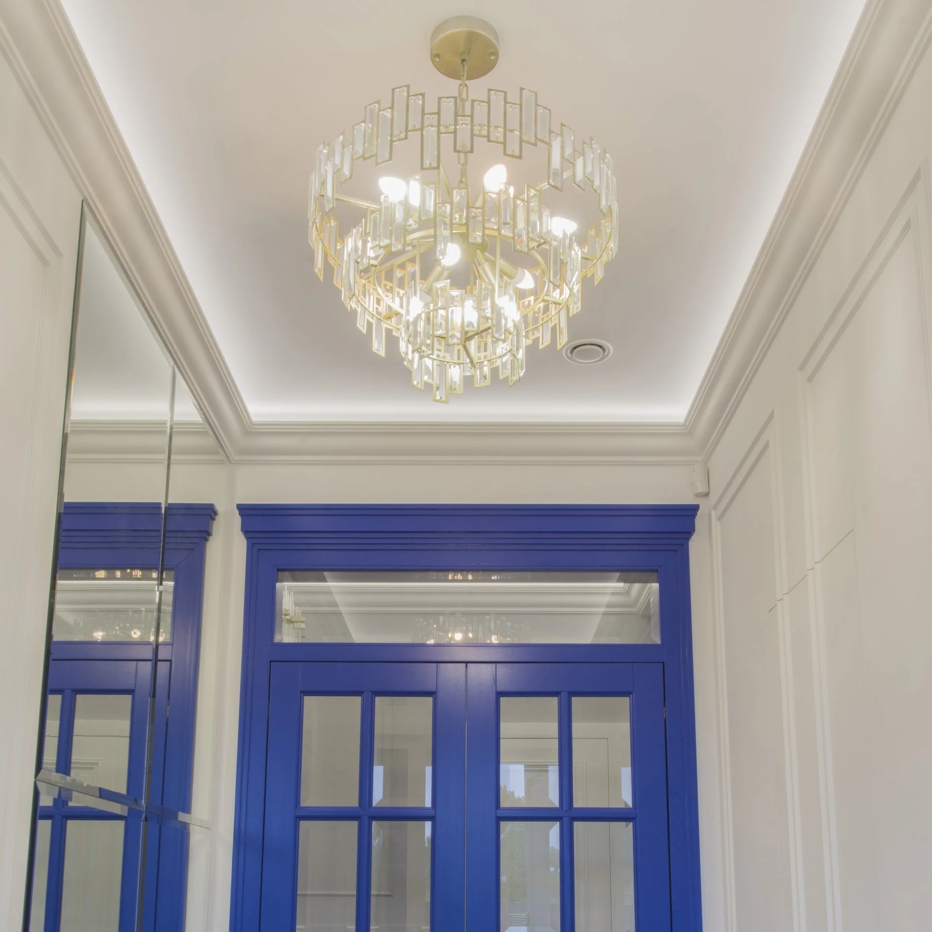 St Petersburg 9Lt Crystal Centre Ceiling Light - Champagne Finish - Image 4
