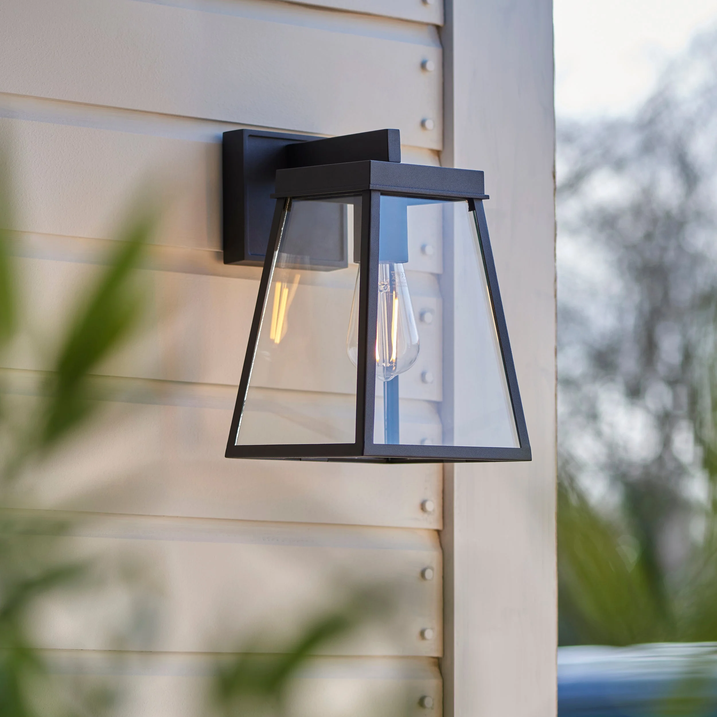 Stanley Outdoor Wall Light - Matt Black / Brushed Gold - Image 15
