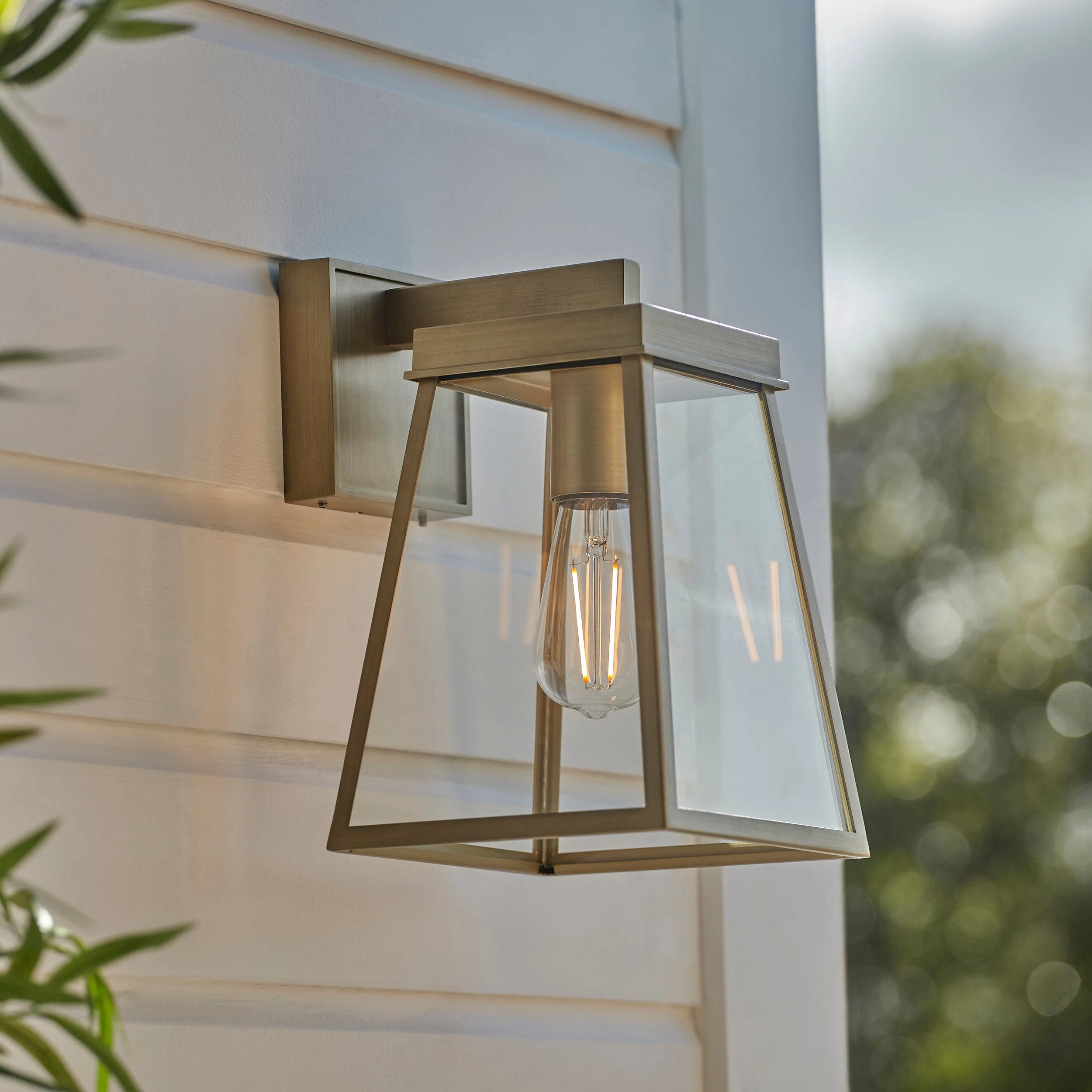 Stanley Outdoor Wall Light - Matt Black / Brushed Gold - Image 7