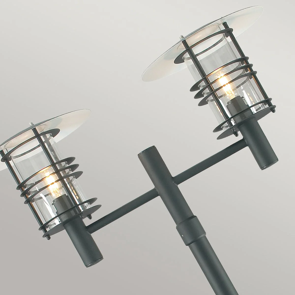 Stockholm 1/2Lt Lamp Post - Black/Galvanised IP54  E27 - Image 13