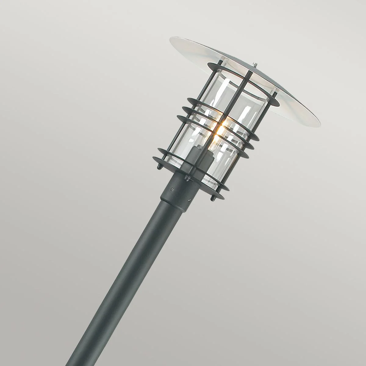 Stockholm 1/2Lt Lamp Post - Black/Galvanised IP54  E27 - Image 5