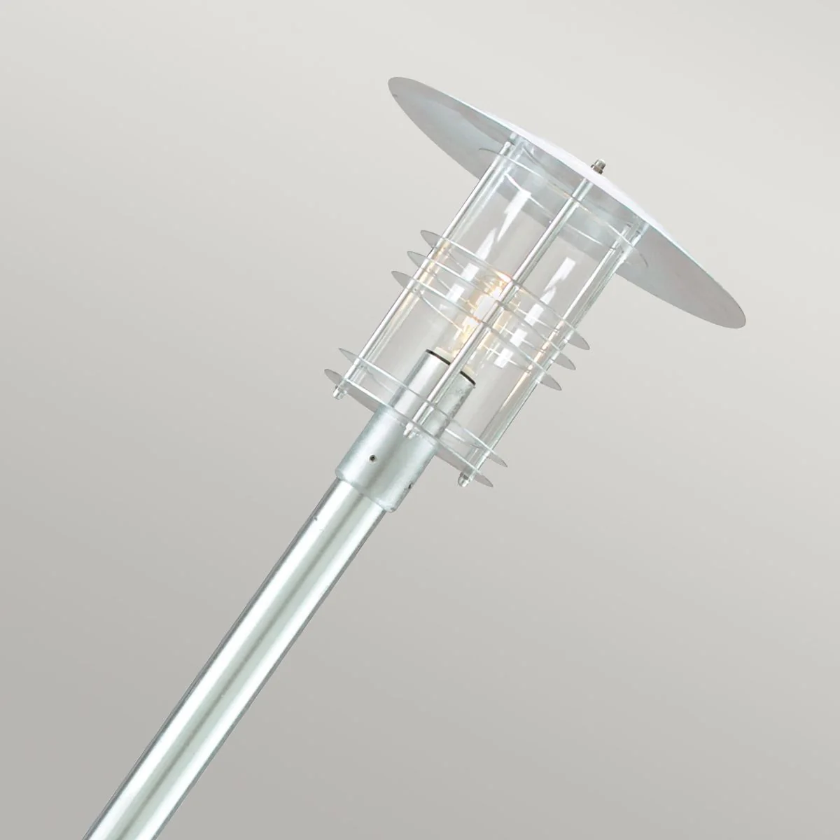 Stockholm 1/2Lt Lamp Post - Black/Galvanised IP54  E27 - Image 9