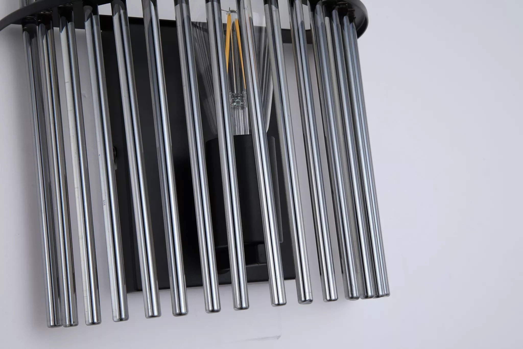 Swizzle 1Lt Wall Light, Matt Black/ Gold Finishes - Image 5