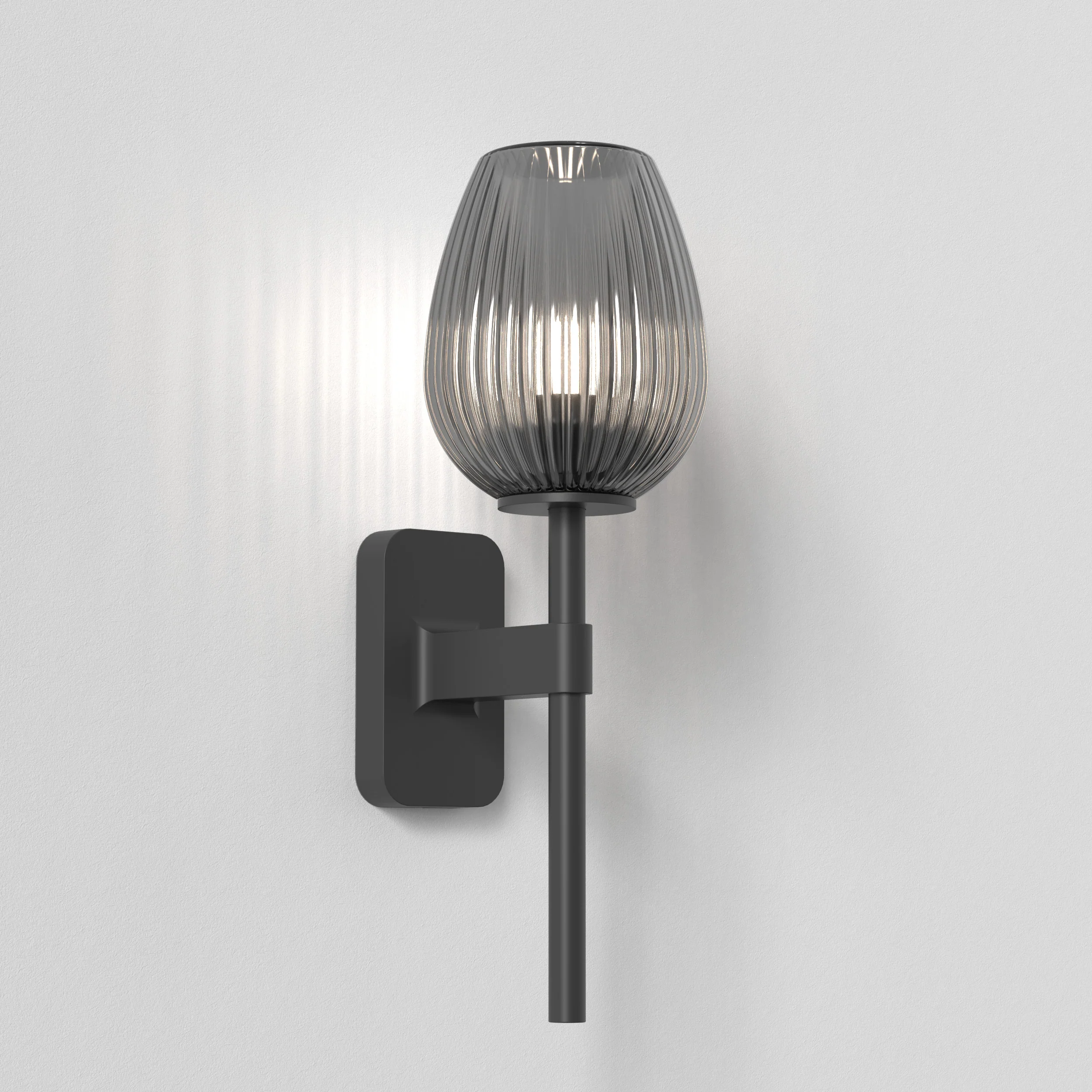 Tacoma Tulip Ribbed Glass - Image 21