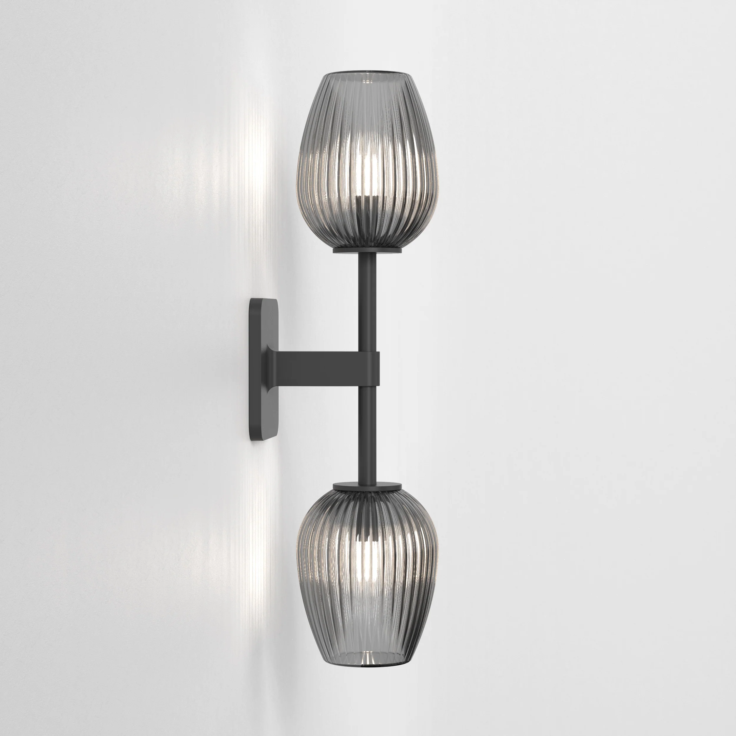 Tacoma Tulip Ribbed Glass - Image 36