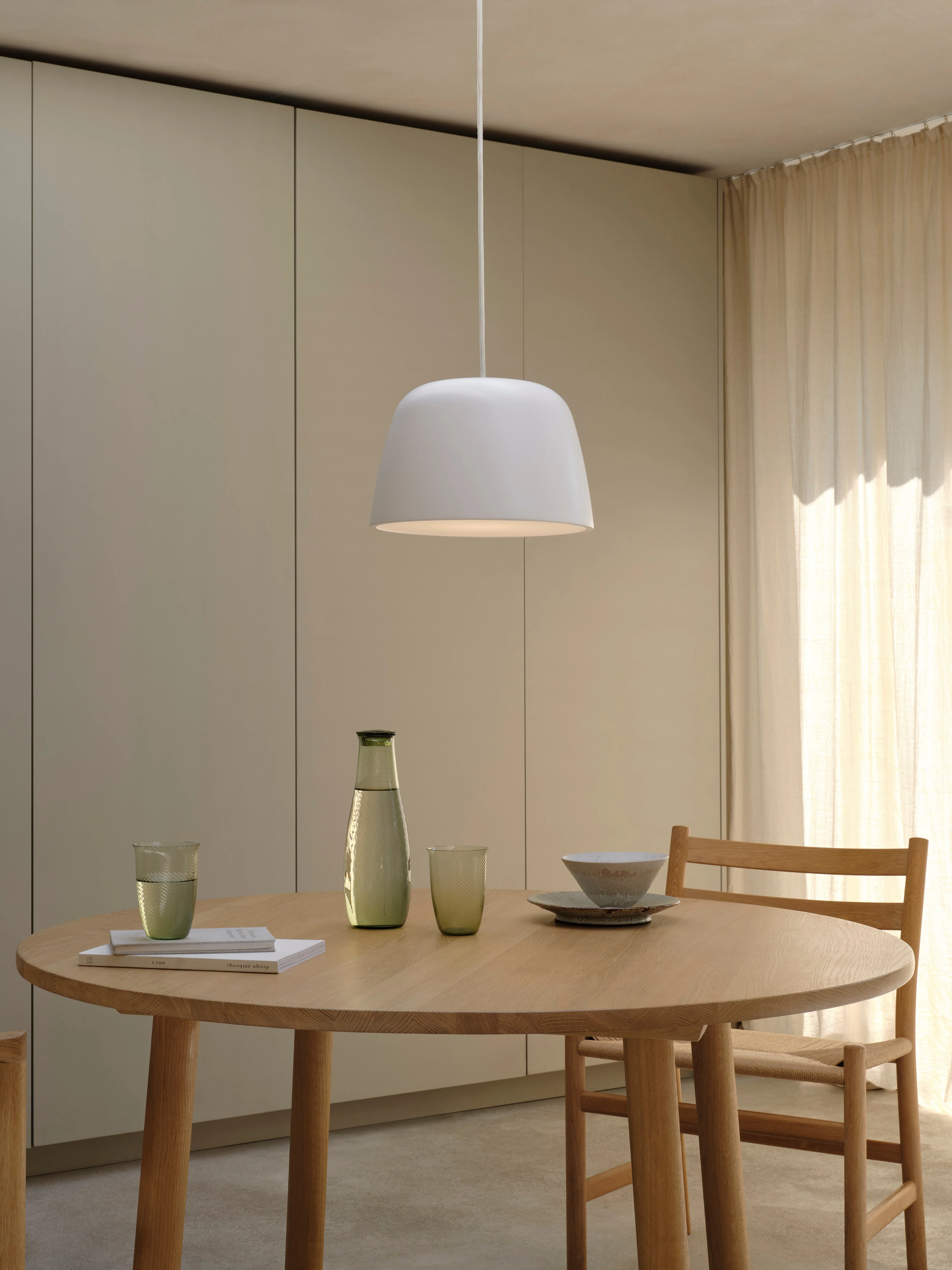 Taiko Pendant Indoor Pedant in Matt Black/Matt White - Image 10