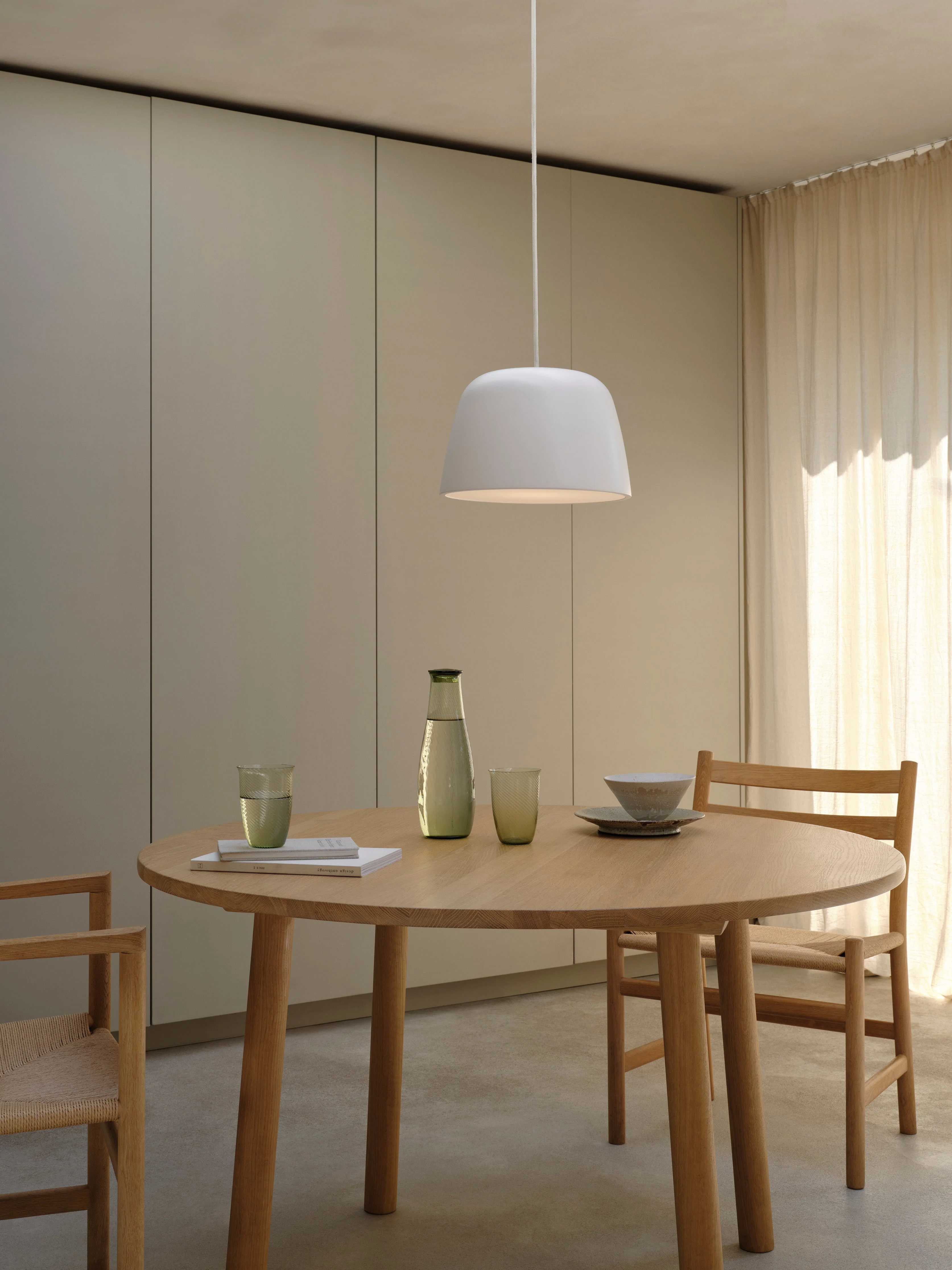 Taiko Pendant Indoor Pedant in Matt Black/Matt White - Image 11