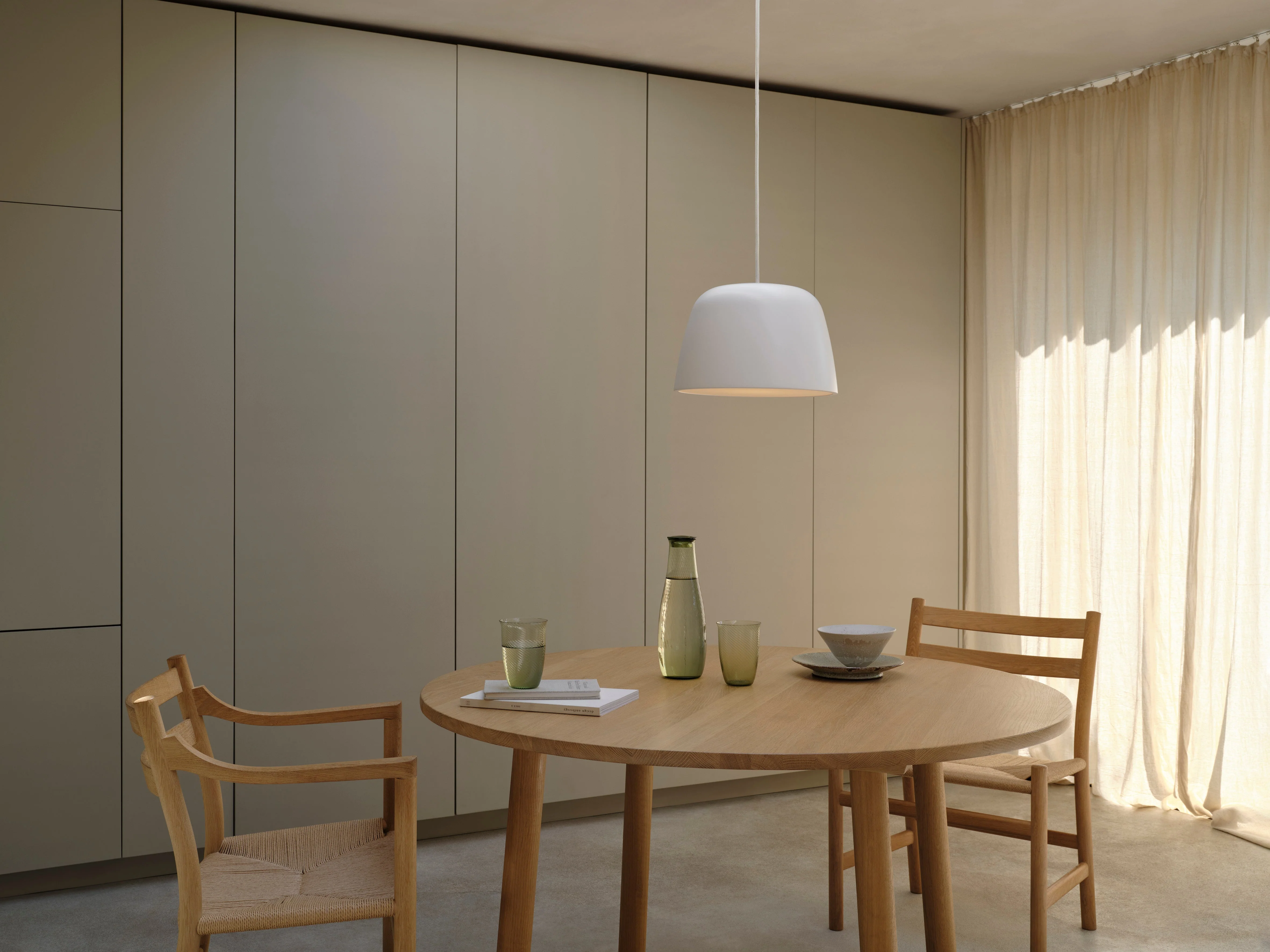 Taiko Pendant Indoor Pedant in Matt Black/Matt White - Image 12