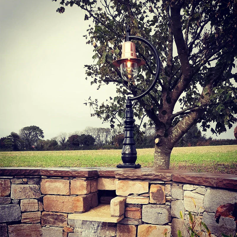 Tennyson 1Lt Teardrop Bollard - Cast Iron/Copper - Image 13