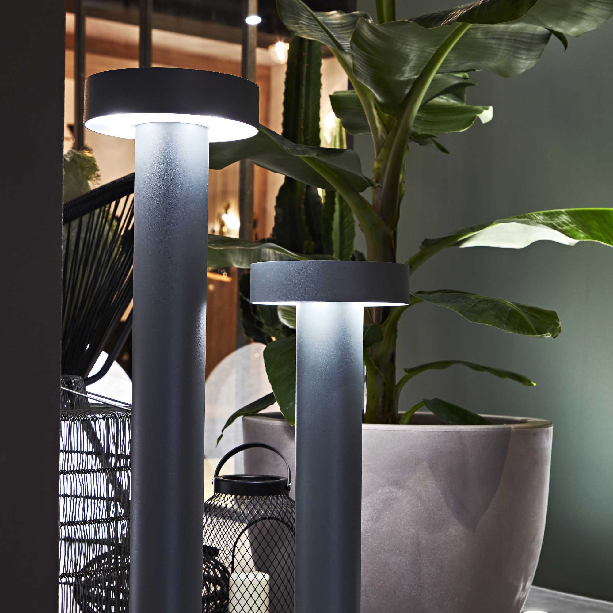 Tesla LED Small/Large Bollard Light IP44 - Various Colours - Image 2