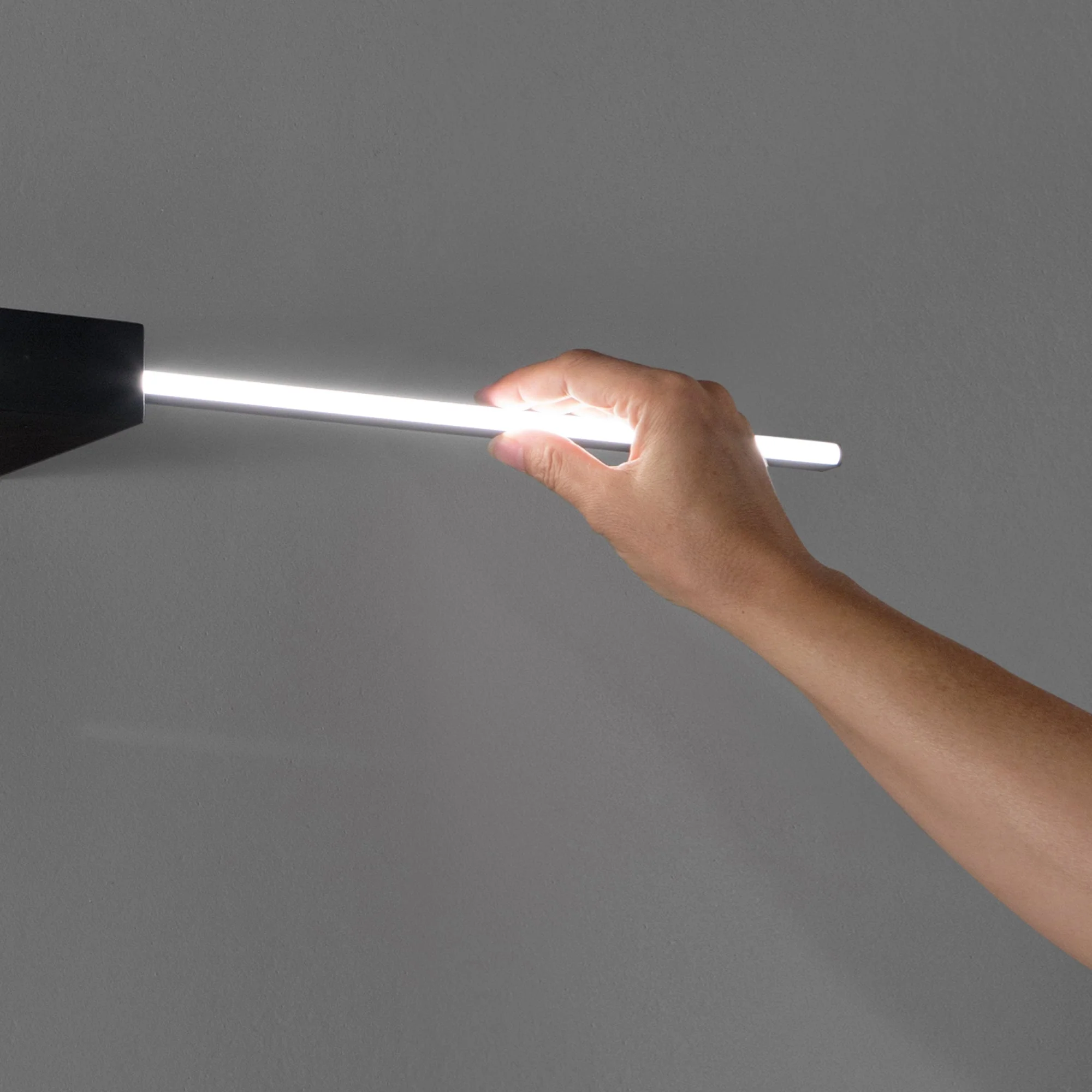 Theo LED Wall Light - Black/White - Image 6