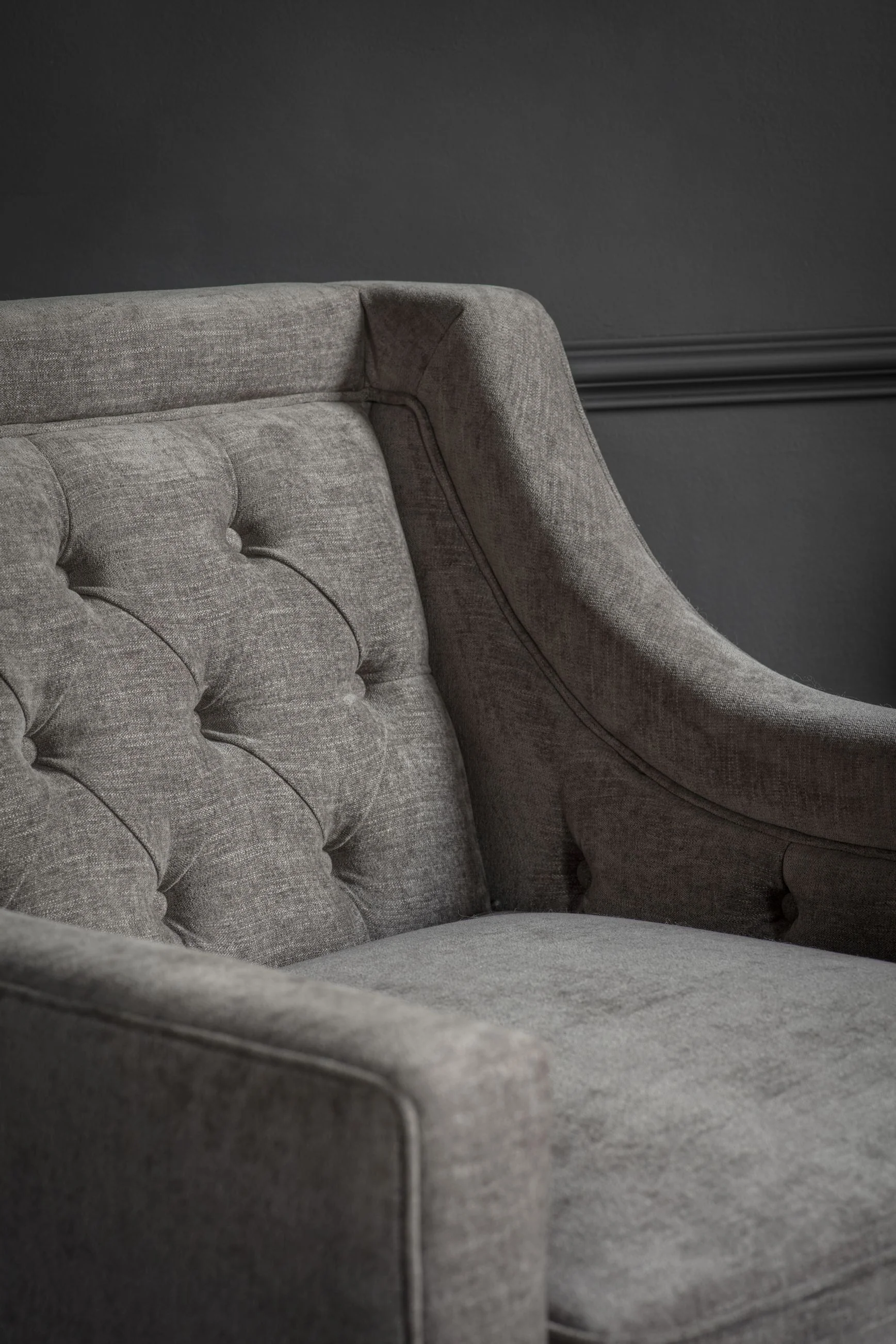 Theodore Buttoned Armchair - Various Colours - Image 12