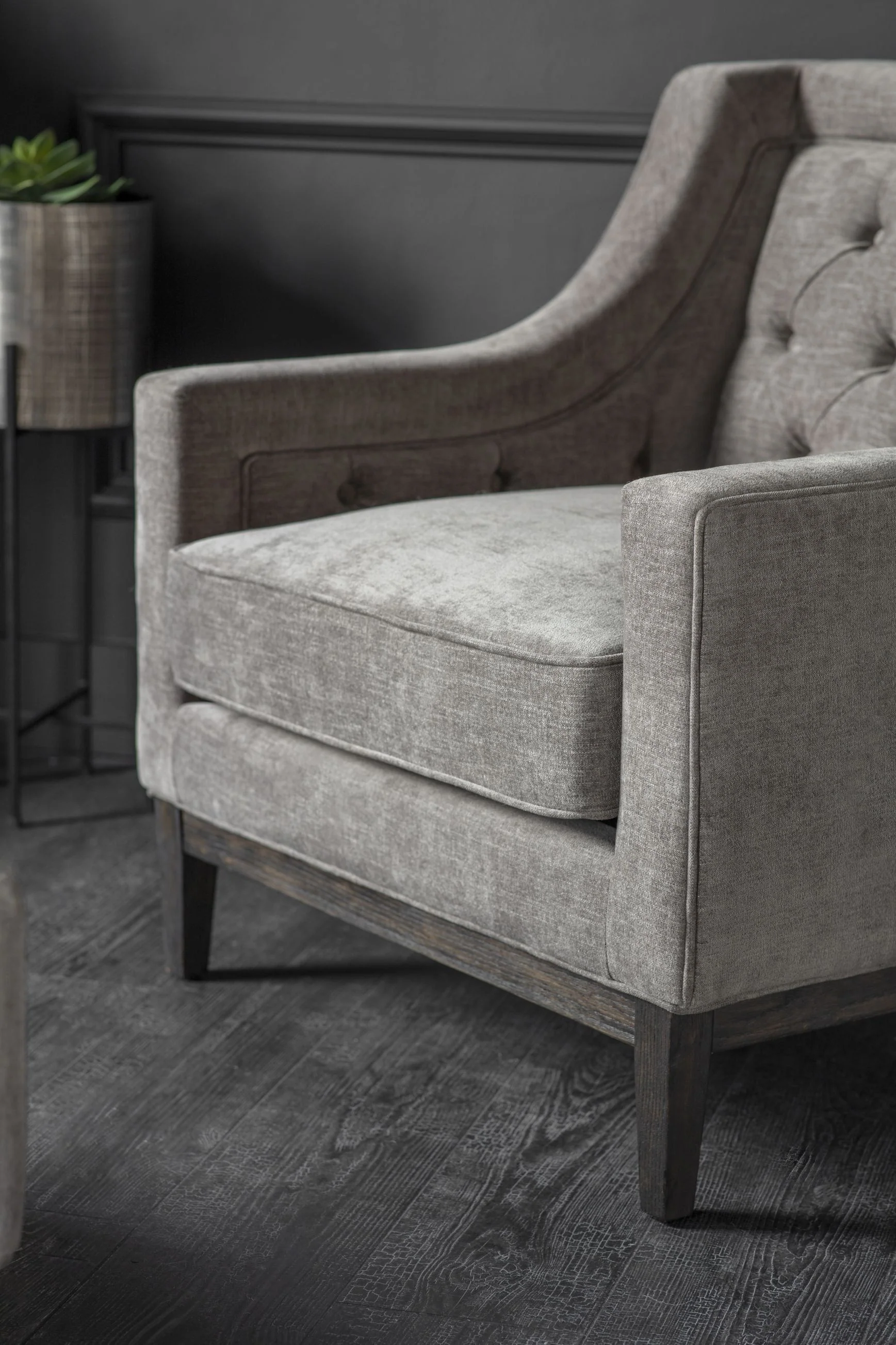 Theodore Buttoned Armchair - Various Colours - Image 13