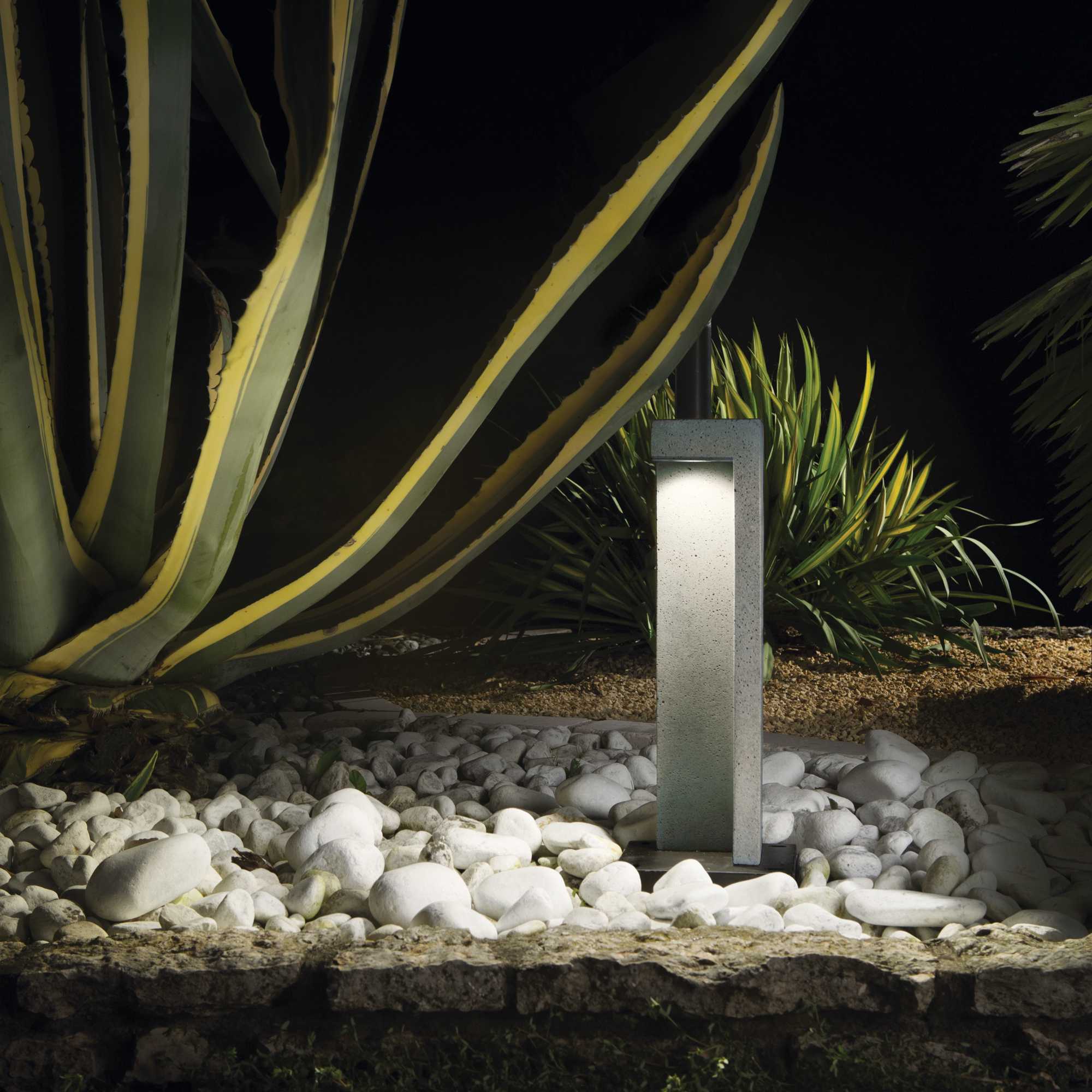 Titano Bollard Post Light - Granite Finish - Image 3