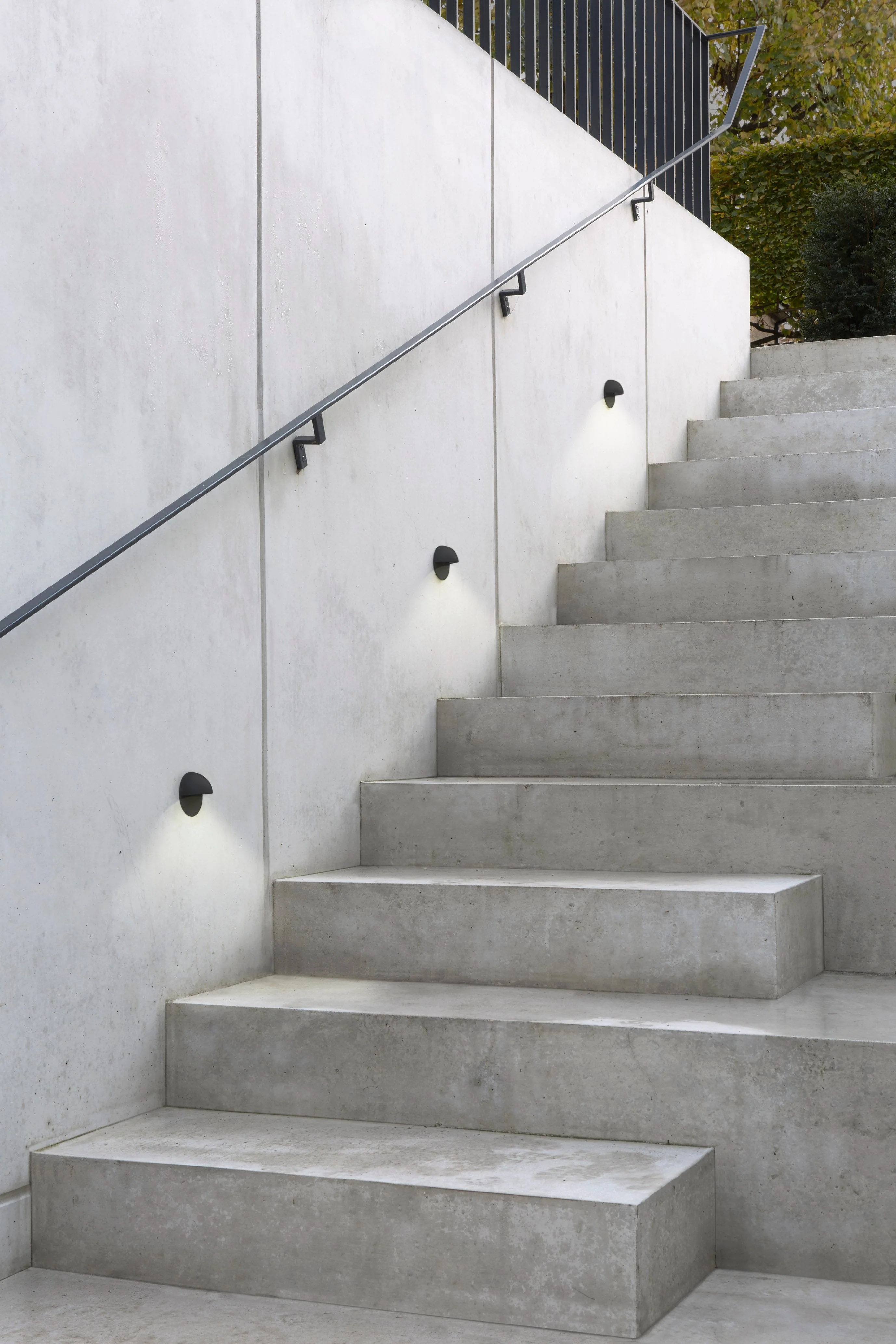 Tivola LED Integrated LED IP65 Recessed Wall Light - Various Finishes - Image 2