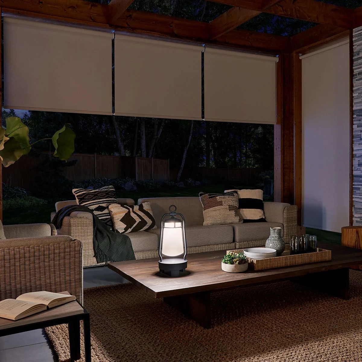 Lyndon plug Bluetooth LED portable lantern - Image 5