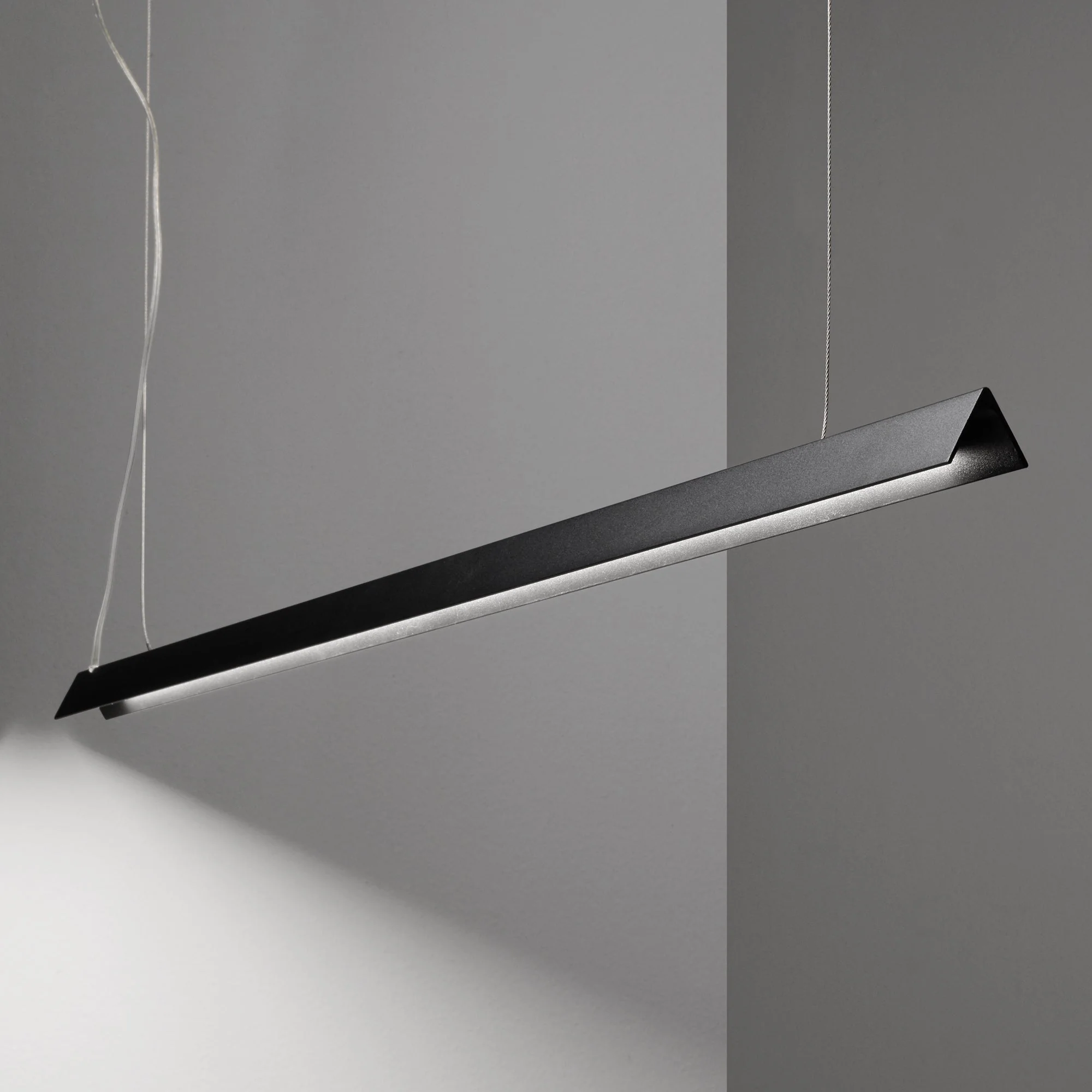 V-Line LED Linear Pendant - White/Black - Image 2