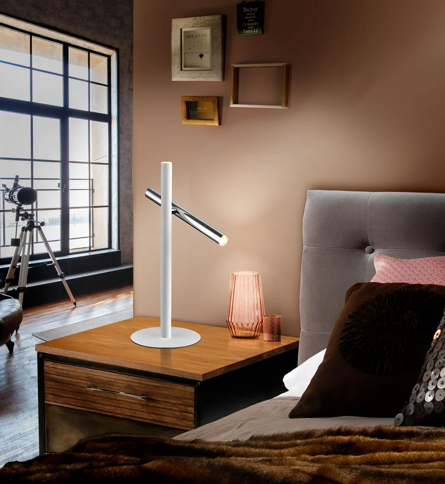 Varas Table Lamp - Black & Gold - Image 4