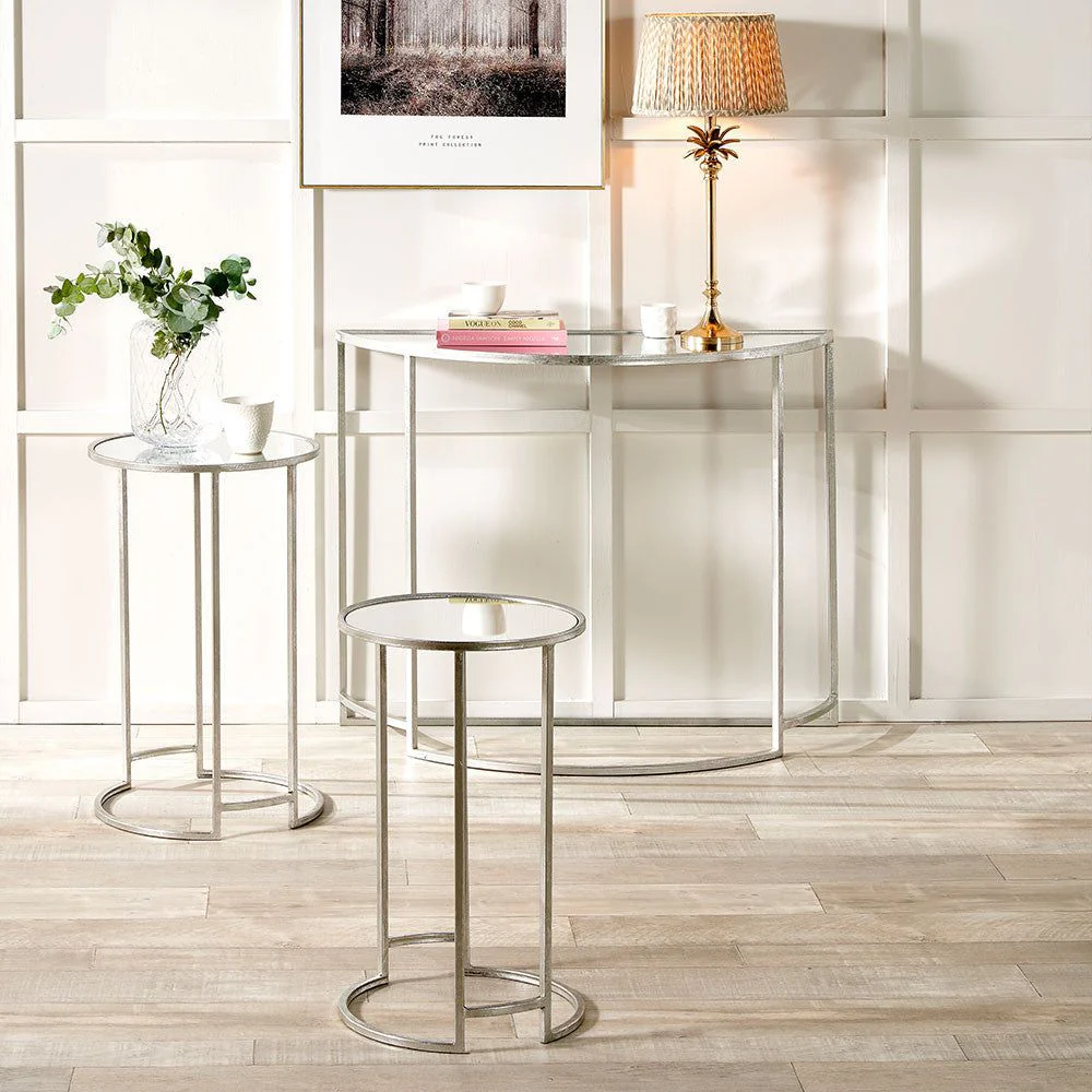 Veneziano Set of 2 Metal and Mirrored/Black Glass Round Tables - Silver/Gold Finish - Image 4