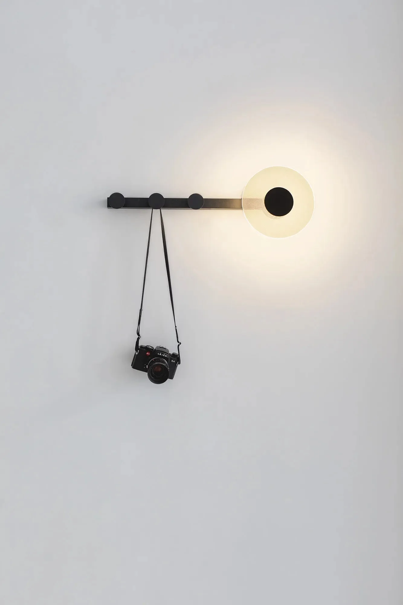 Venus Wall Lamp Coat Rack - Black/White - Image 3