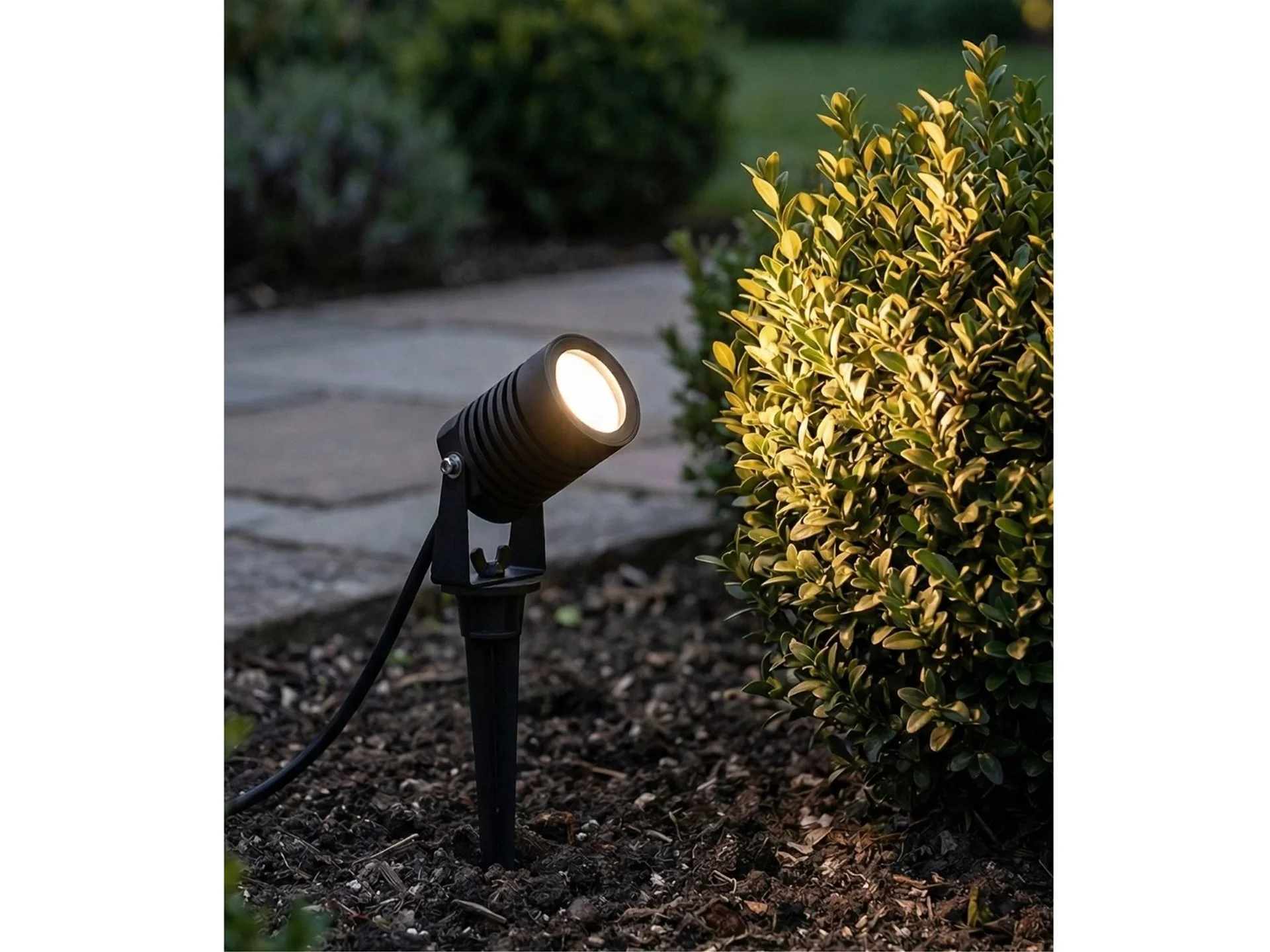 Veron LED Short/ Long Spike Spot Light - Image 8