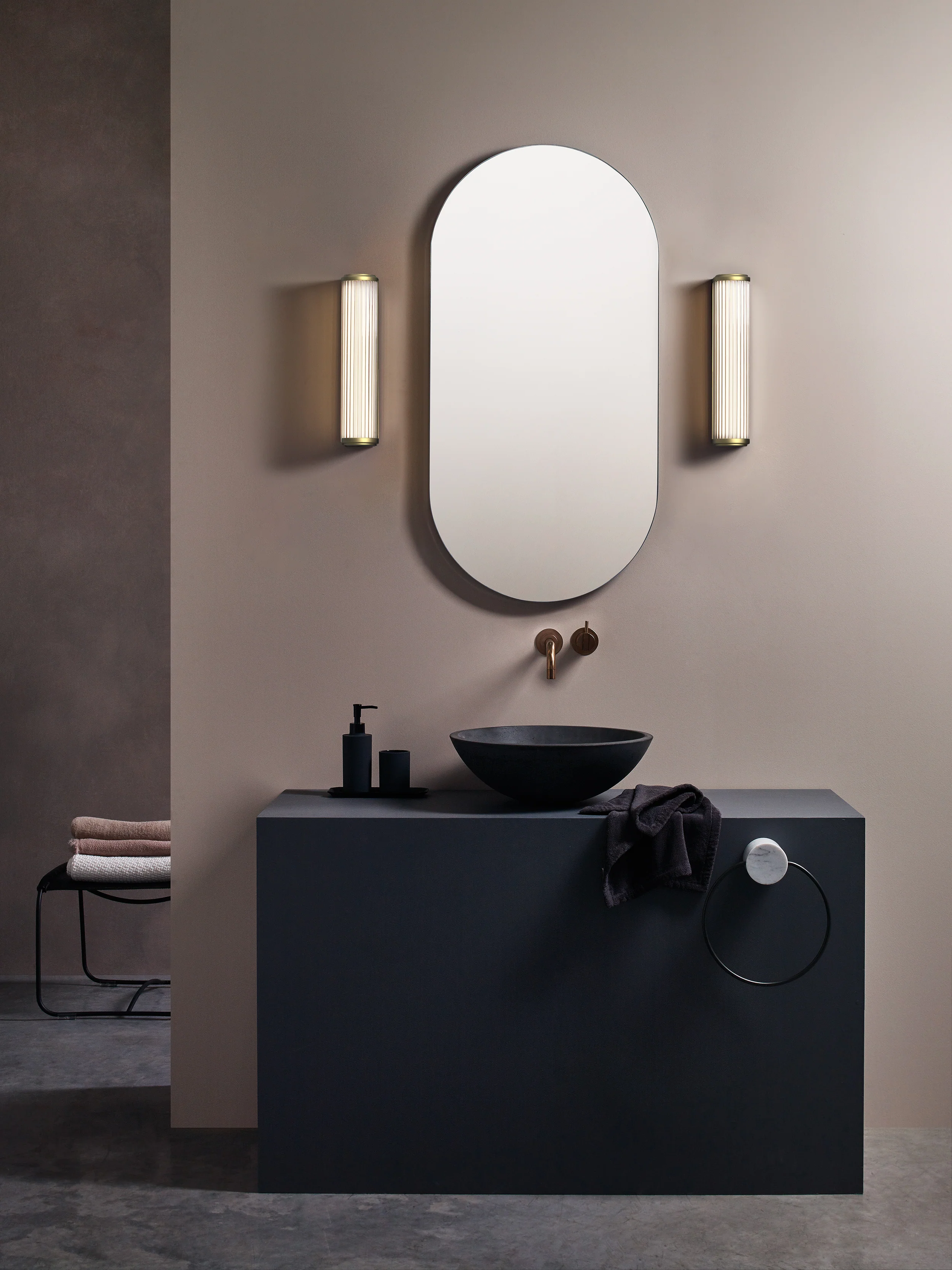 Versailles 370/600 Bathroom Wall Light- Various Finishes - Image 11