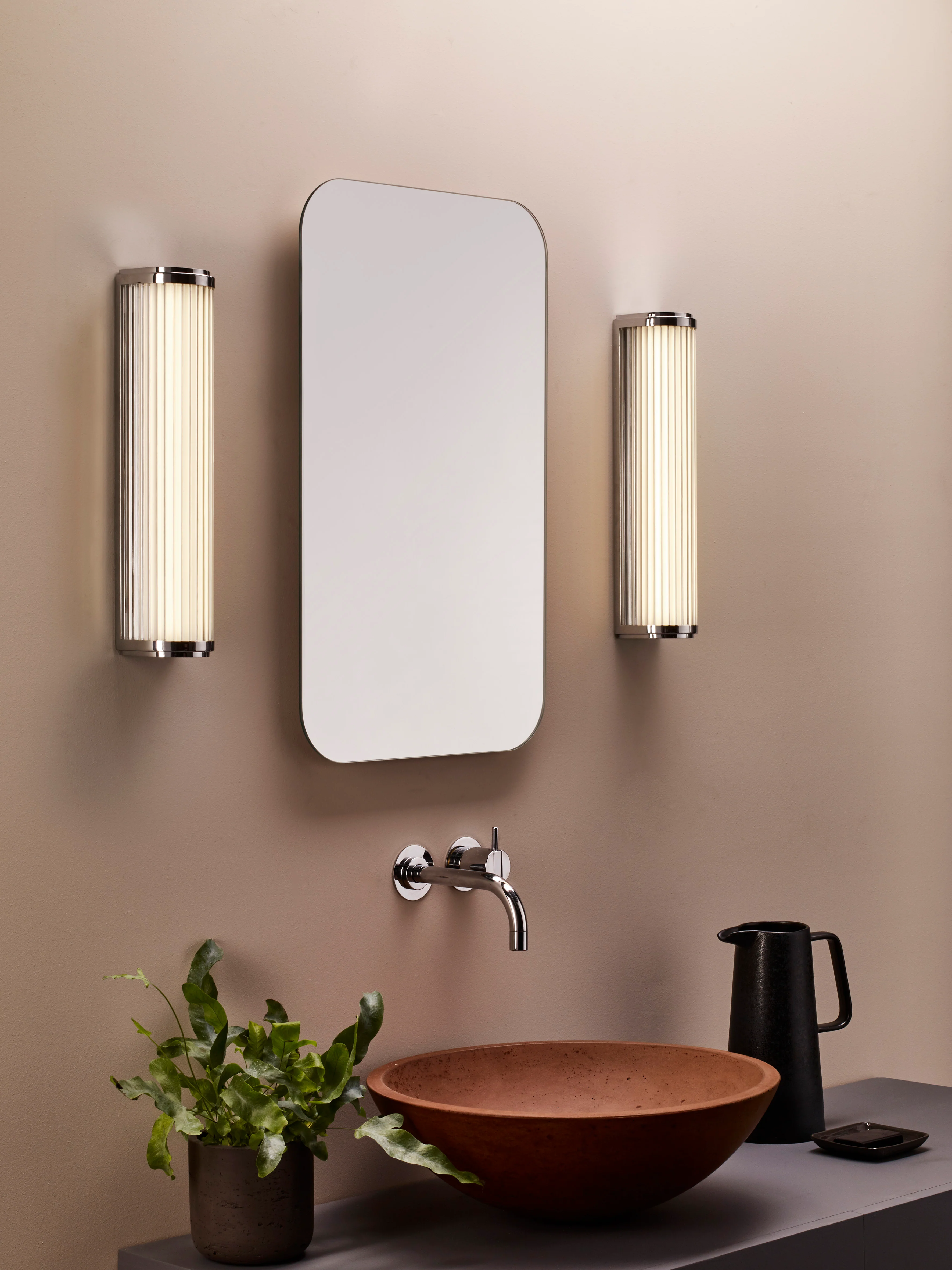 Versailles 370/600 Bathroom Wall Light- Various Finishes - Image 2