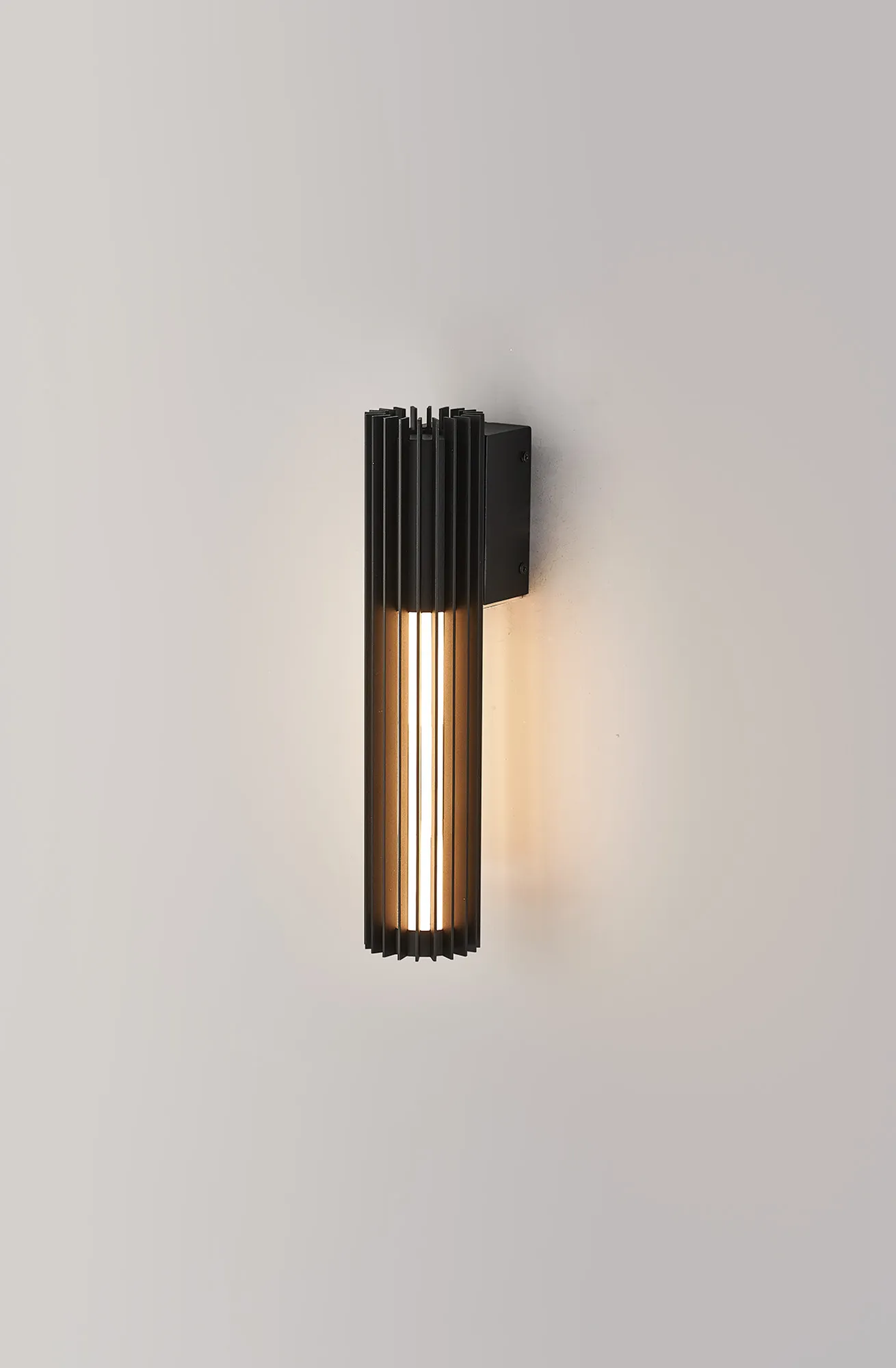 Vidal 9W/18W/22W Wall Light- Black Finish - Image 8