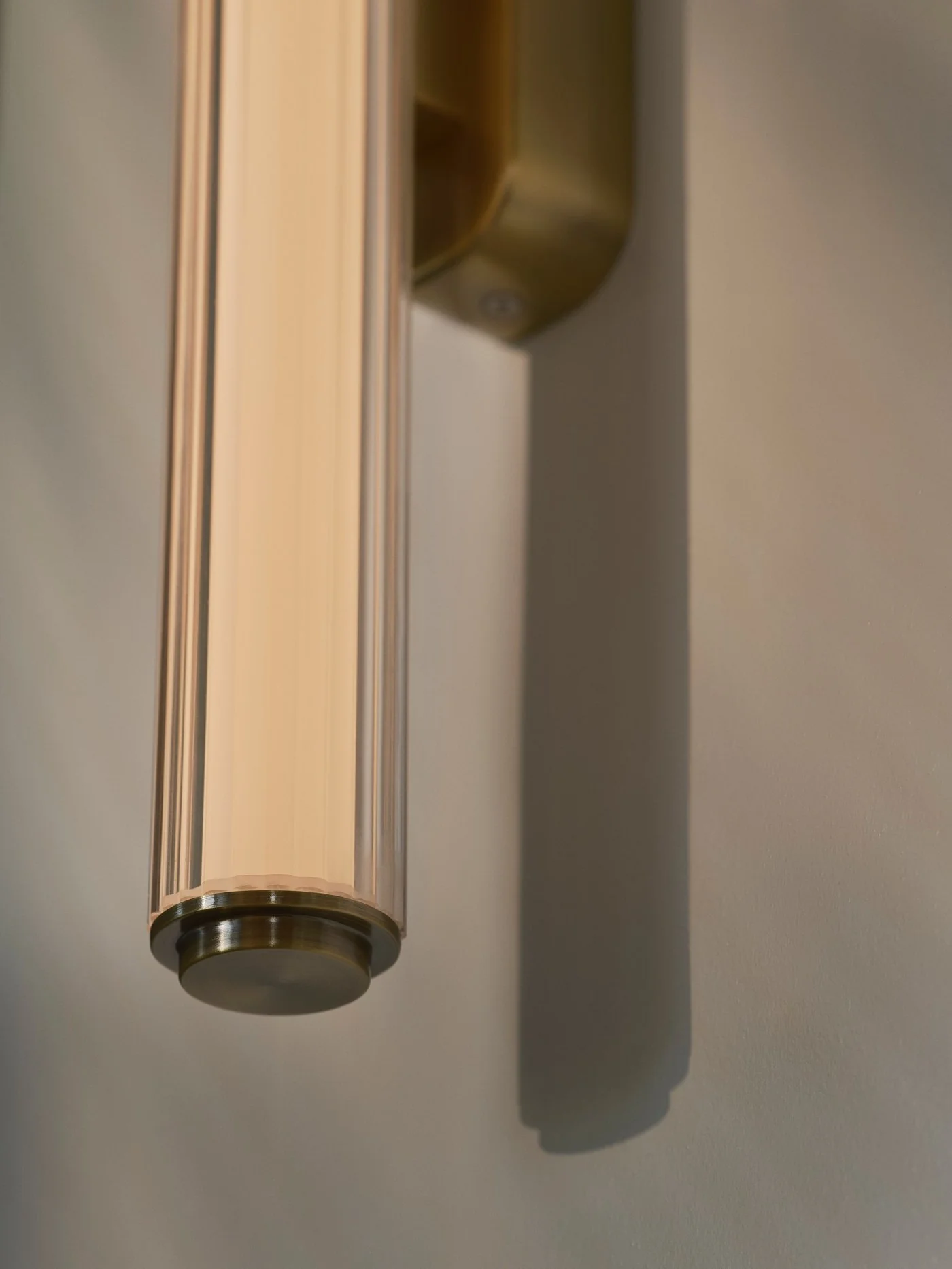 Virelle 32'/50' Wall light- Black/ Brass Finish - Image 14