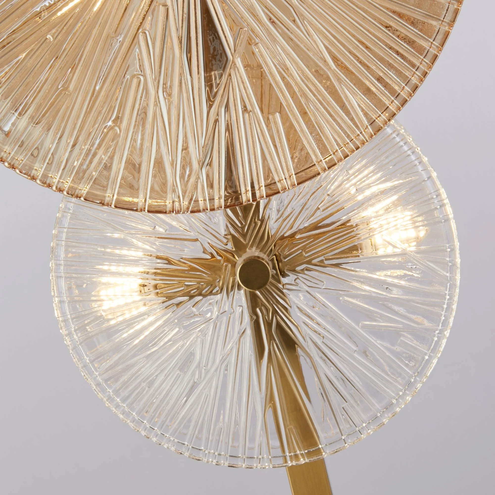 Wagon Wheel 6Lt Floor Lamp- Bronze Metal, Clear, Amber Glass G9 - Image 3