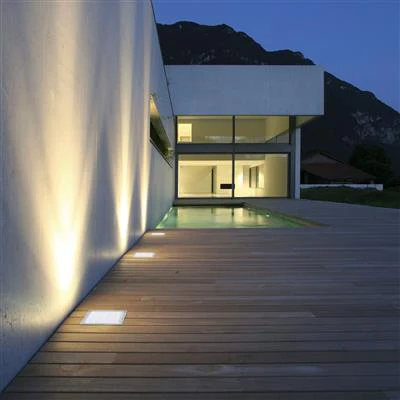 Walkover Led Recessed Small Square Walkover -Clear & White Small/Medium - Image 4