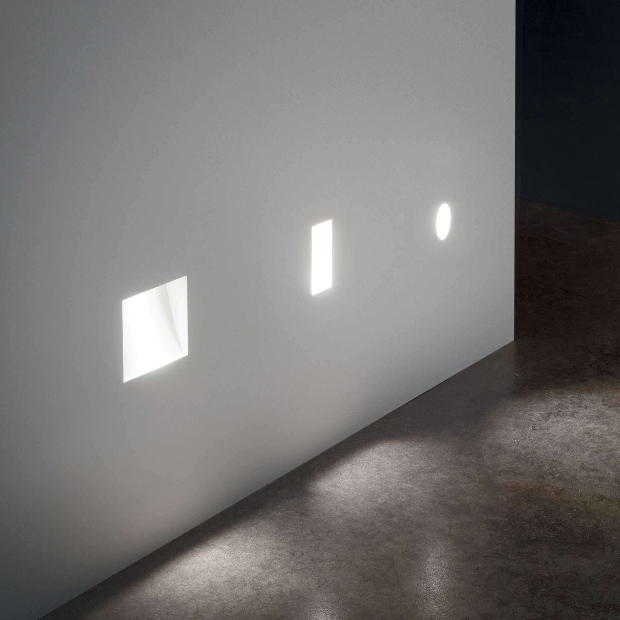 Walky Recessed Wall Light - White Finish - Image 3