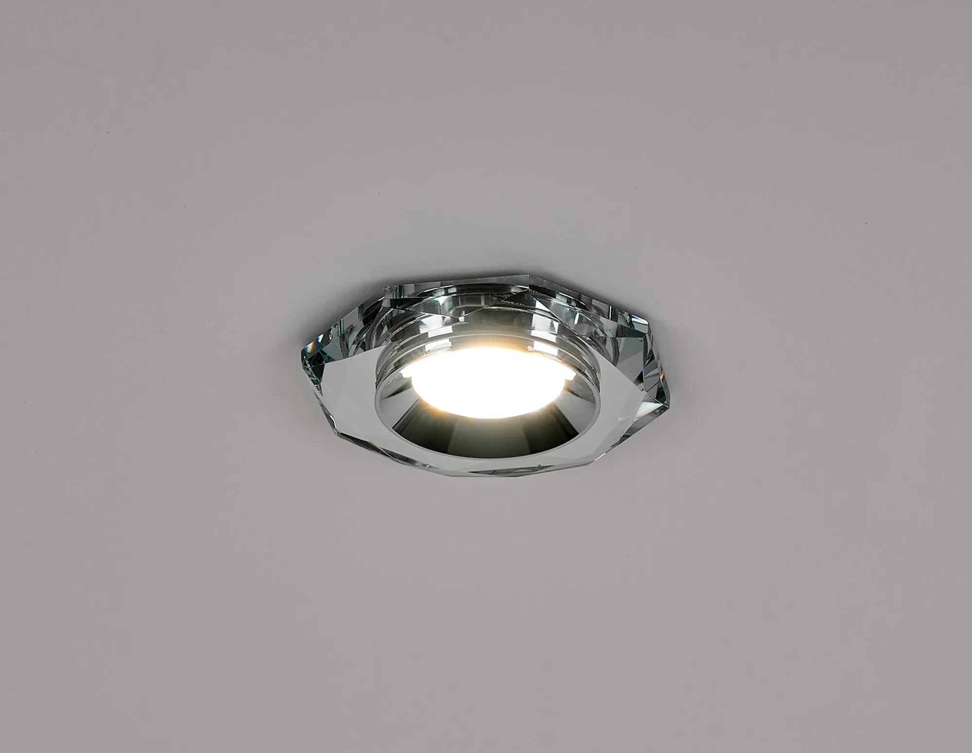 Zarya 8W IP65 Fire-Rated Downlight - Chamfered Square/Round - Image 14