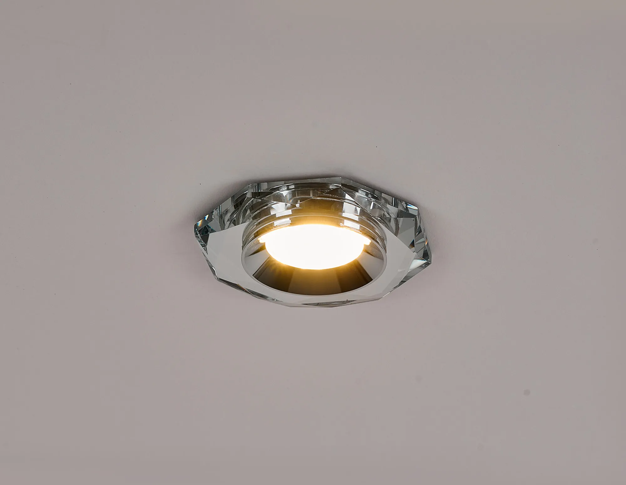 Zarya 8W IP65 Fire-Rated Downlight - Chamfered Square/Round - Image 15